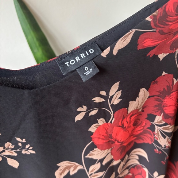 Torrid Black and Red Floral Cami Top - Picture 4 of 6